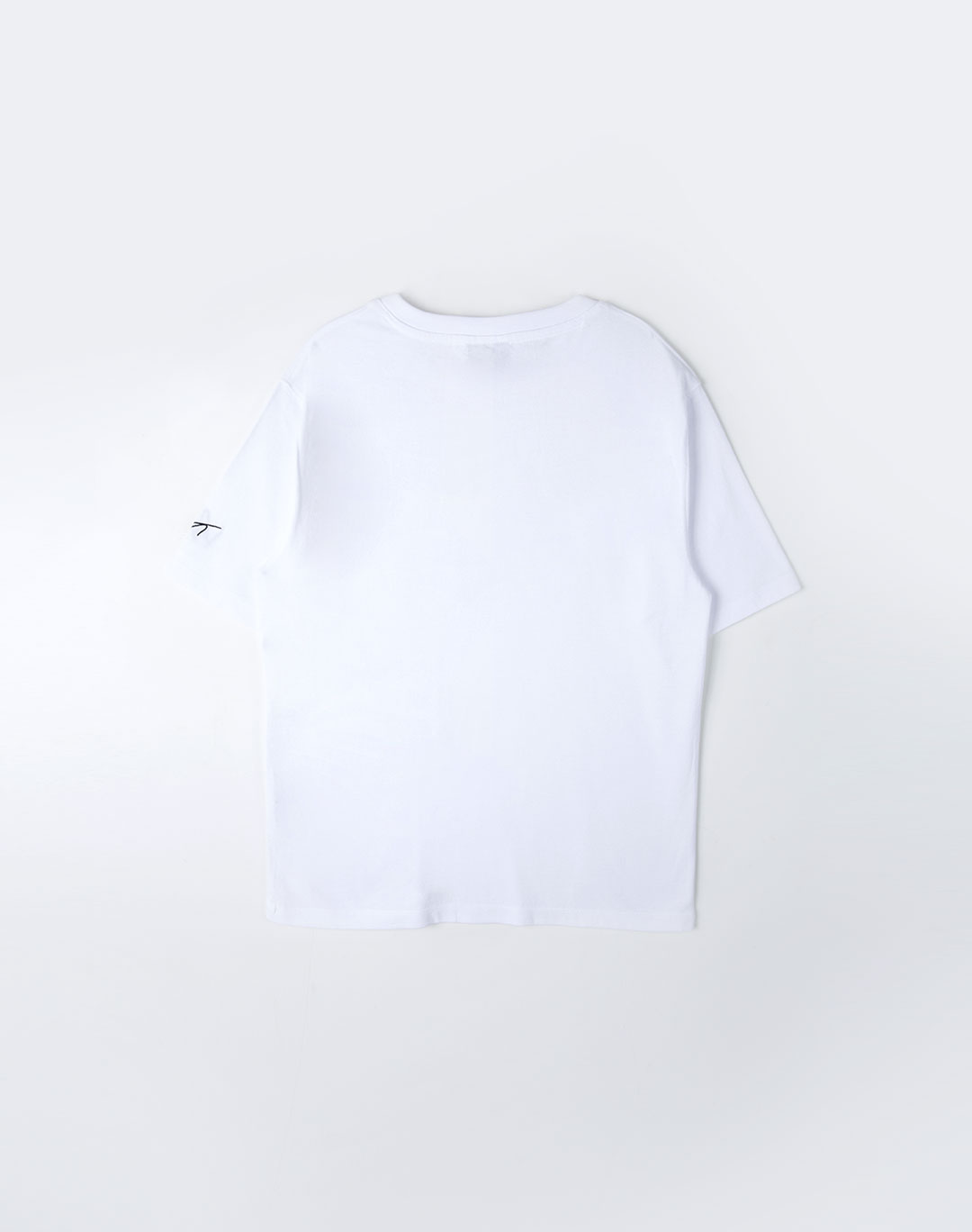 SHORT-SLEEVE-FACE-T-SHIRT_VAN02.jpg